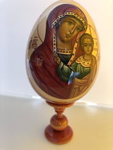Load image into Gallery viewer, St. Mary with Jesus  Religious Egg