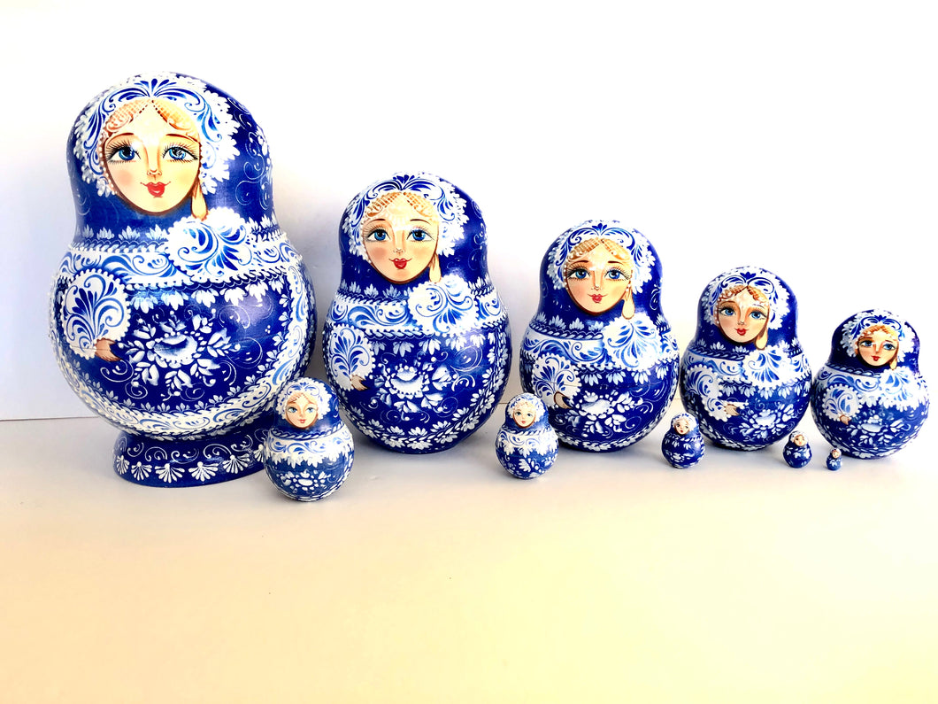 Traditional 10 pc Russian Nesting Doll