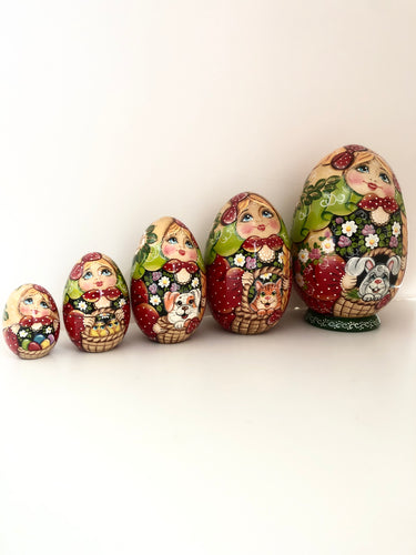 Easter  Eggs 5 pc Nesting Doll
