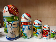 Load image into Gallery viewer, Snowman Nesting Doll